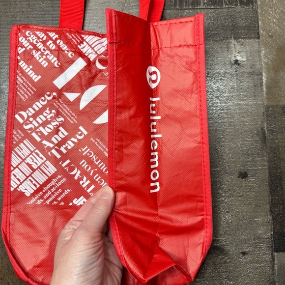 Lululemon Athletica Small Reuseable Vibrant Red Shopping Bag - Picture 2 of 7